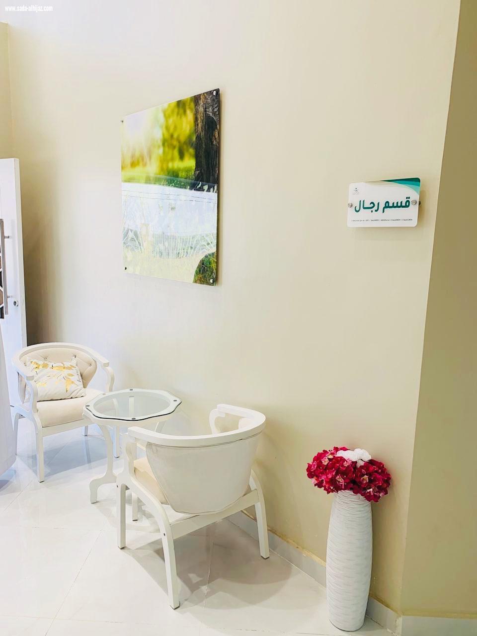 بحضور مدير صحة جازان الدكتور النجمي محافظ صامطة يدشن مشروع تطوير بيئة العمل بالقطاع الجنوبي