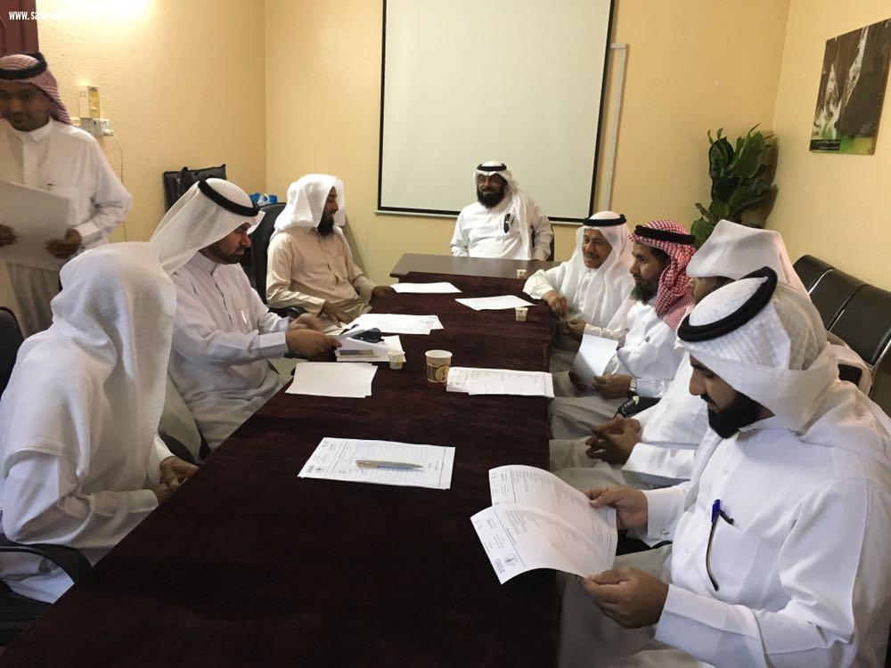 مكتب وسط جازان يعقد اللقاء الاول لمجلس النشاط الطلابي