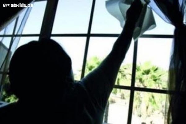 فلبينيه تستنجد بالقضاء لإعاده ابنتها الخادمه من جده 