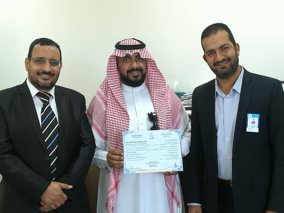 بتقدير ممتاز  فتح الدين حمدي يحصل على البكالوريوس في  الصحافة والإعلام