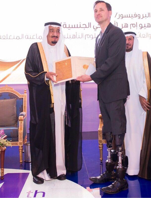 مركز الملك سلمان لأبحاث الإعاقه يوقع 81اتفاقيه لدعم المعوقين