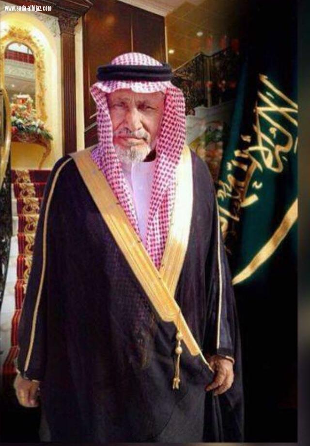 شيخ قبيلة المذاهبة بني الحارث على السرير الأبيض بمستشفى الملك عبدالعزيز بالطائف