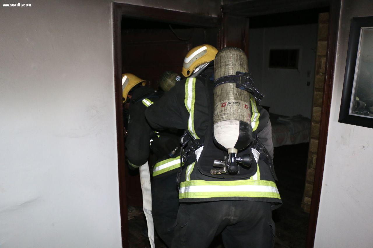 مدني مكه يتعامل مع حريق في مطبخ شقه في العزيزيه واختناق سيدتيدتين 