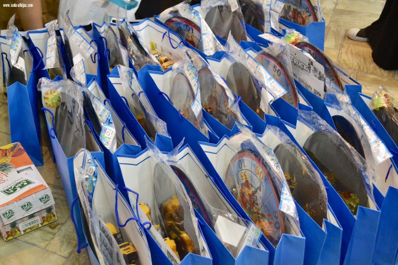 فريق أثار التطوعي يشارك  بفعالية نجاحكم نجاحنا في جدة.