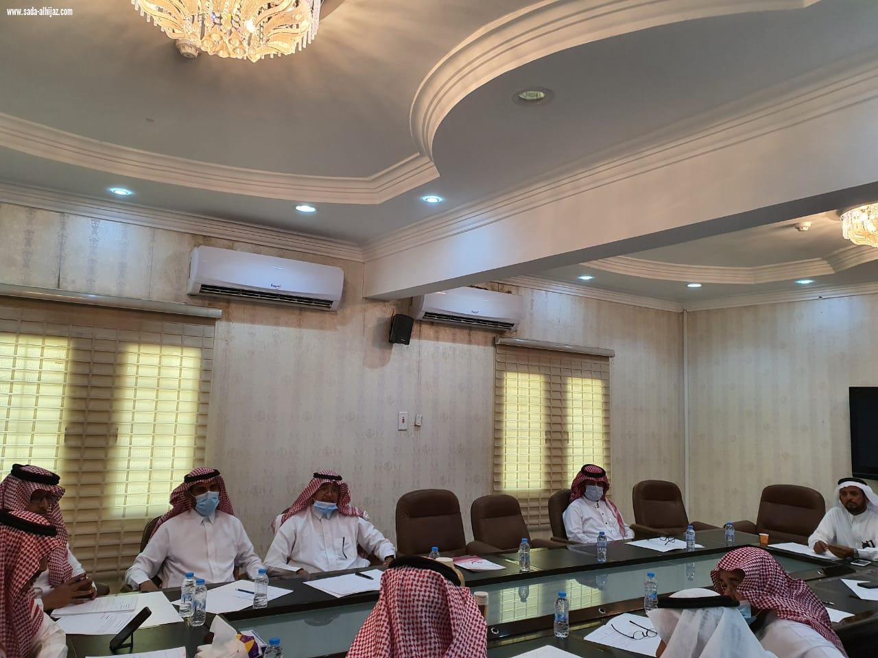 المجلس البلدي  بمحافظة بيش يعقد جلسته العادية الواحدةوالستون