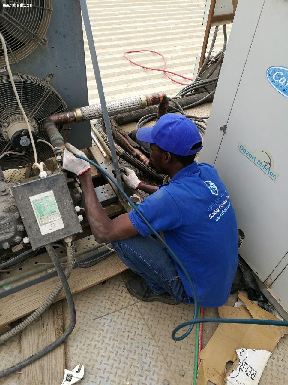 إبداعات الشباب السعودي في شركة فنون التبريد تشارك بمعرض الحارثي