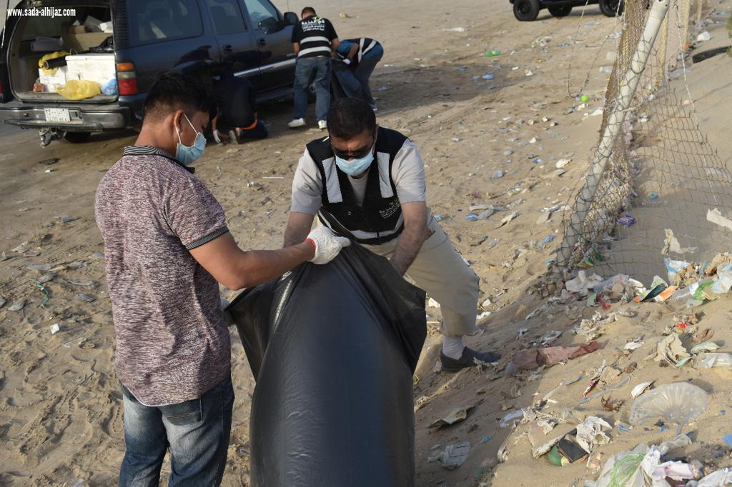 بمشاركة خمس جاليات وأكثر من 50 فرقة تطوعية أمانة الشرقية تواصل أعمال مبادرة 