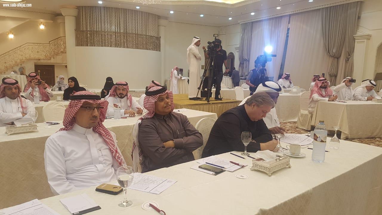 برعاية الأمير خالد الفيصل انطلاق مسابقة الخط العربي بالشراكة مابين جمعية الثقافة والفنون بجدة وشركة تراثنا للمسؤولية الاجتماعية 