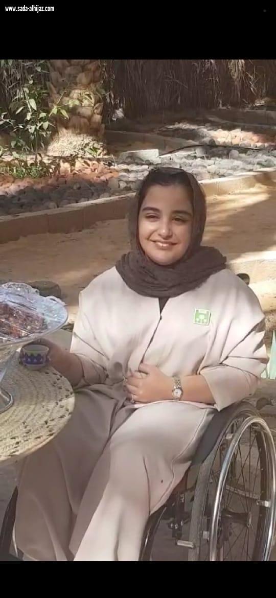 جولات سفيرة الأمم المتحدة غلا الخالدي على معالم العلا ومنتجع برزان للنحات وليد الطويلعي