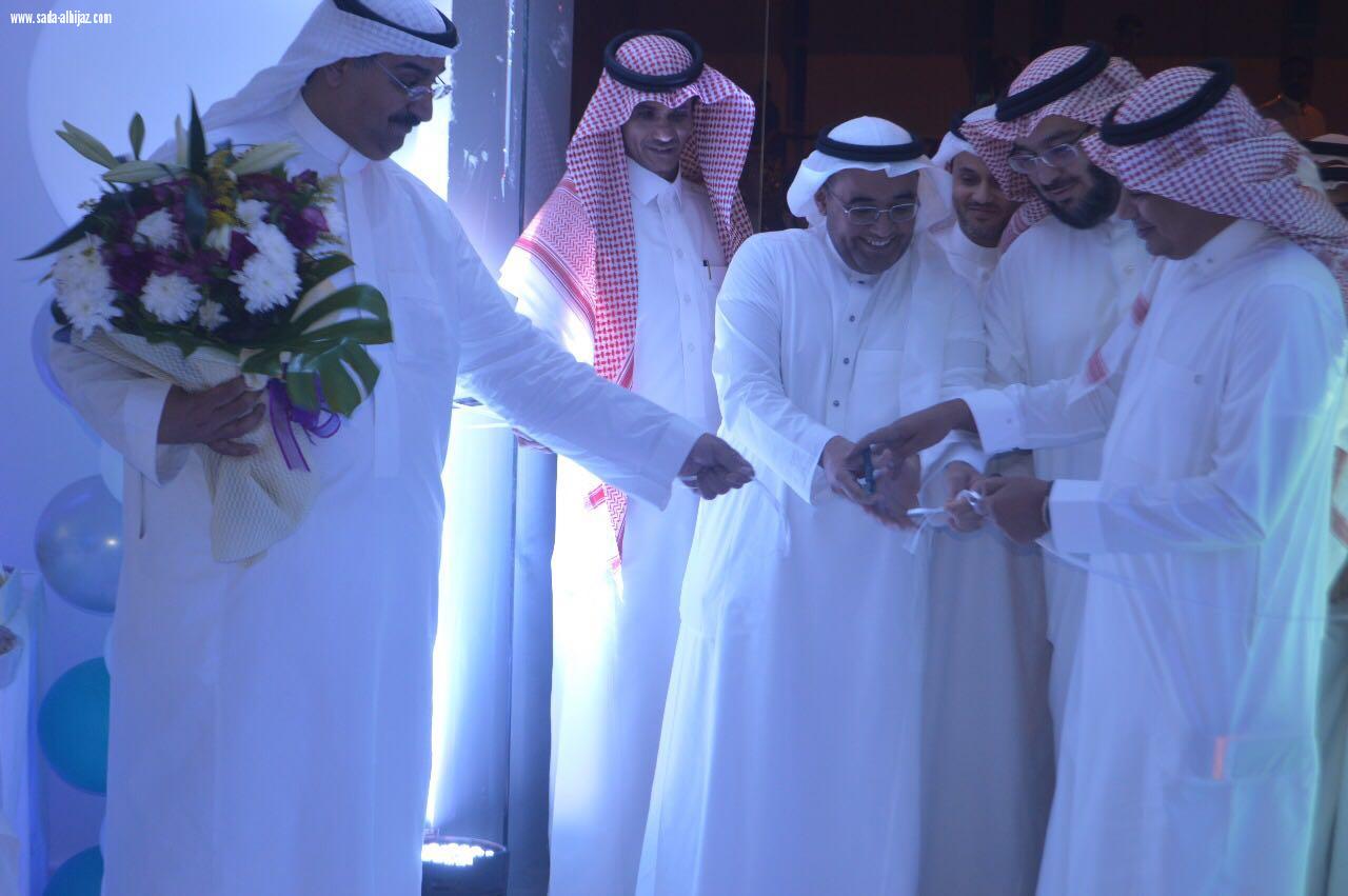 د.عبد الحميد الصبحى يفتتح قسم الأورام والعلاج الكيمائي  بمستشفى الملك فهد بالمدينة .