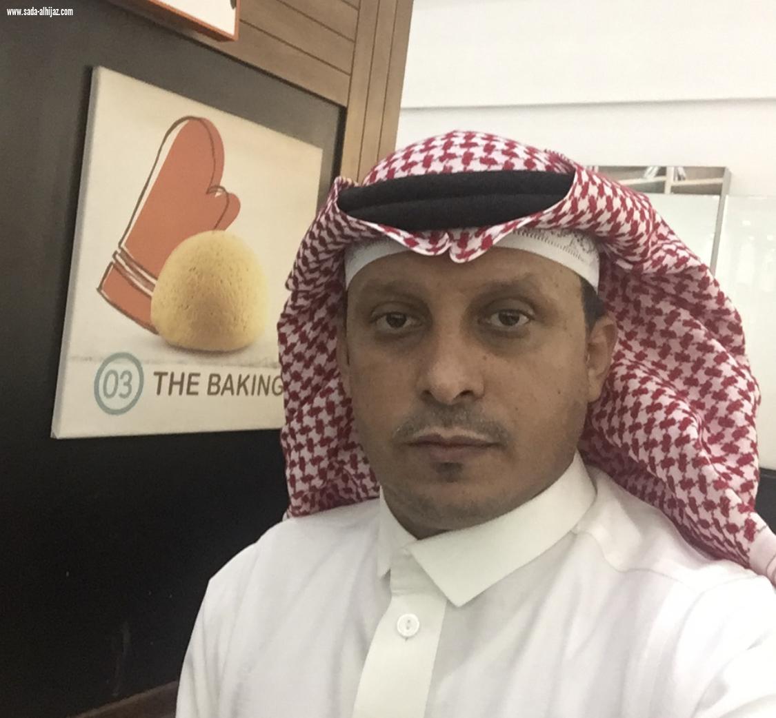 علي عيسى مسملي نائب لمدير عام النشر بشبكة نادي الصحافة  بالاضافة لمدير التحرير بمحافظة صبيا