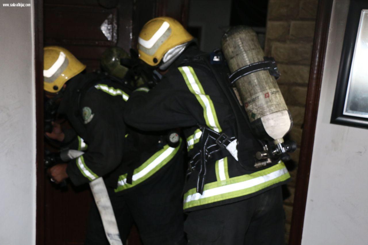 مدني مكه يتعامل مع حريق في مطبخ شقه في العزيزيه واختناق سيدتيدتين 