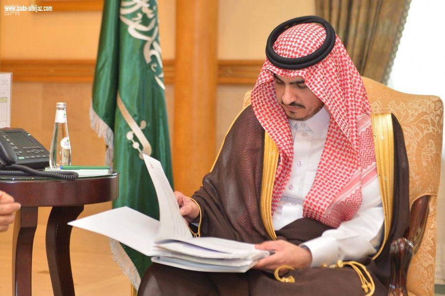 الأمير بدر بن سلطان بن عبدالعزيز يستقبل مدير التدريب التقني بمكة المكرمة