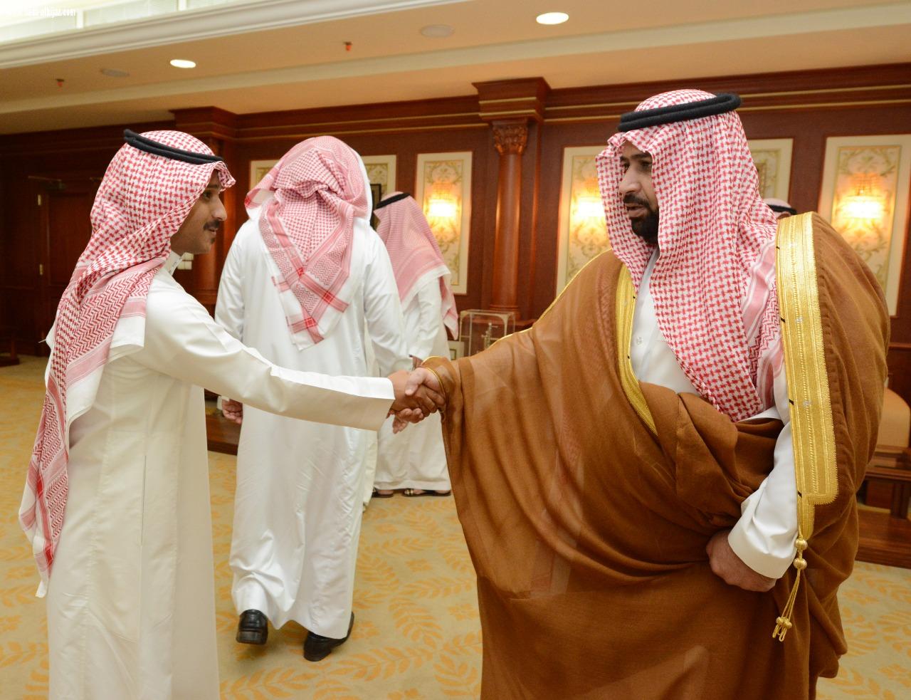 نائب أمير  جازان يسلم رخص ثمانية متاحف خاصة بالمنطقة 