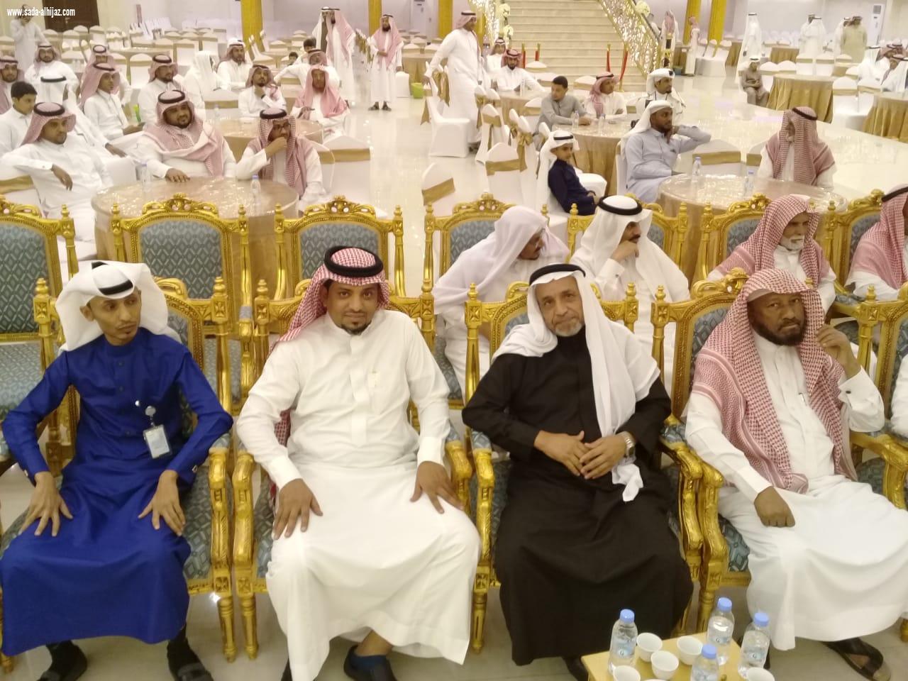 بحضور محافظ الطوال لجنة التنمية تكرم الفائزين بجائزة التميز في دورتها الثالثة ١٤٤٠هـ