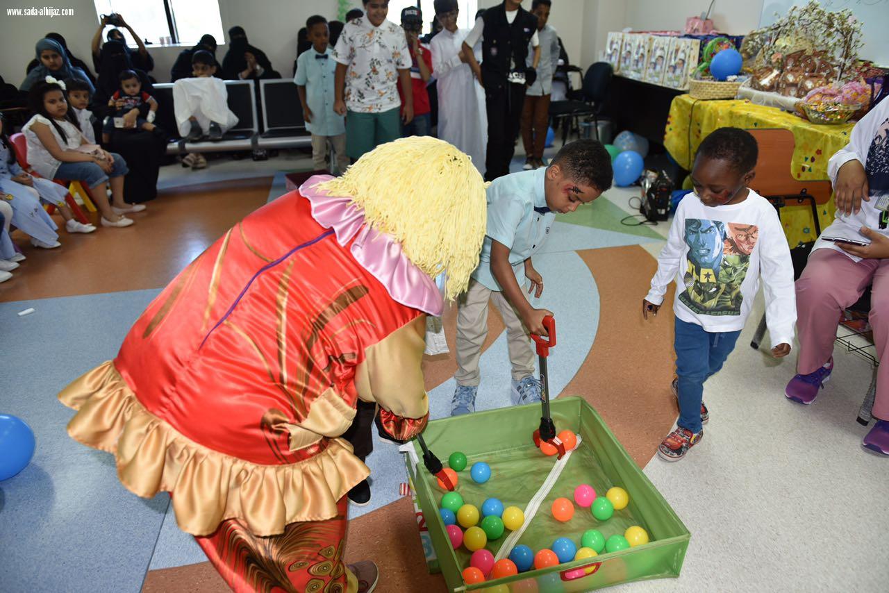 مستشفى شرق جدة يحتفل بالأطفال المرضى بعيد الفطر 