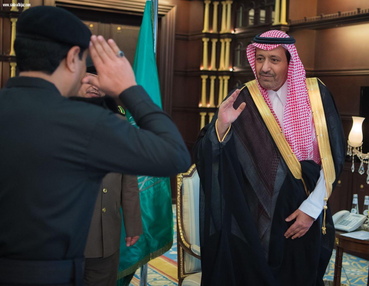 أمير الباحة يتسلم التقرير السنوي الأمني للجهات الأمنية بالمنطقة