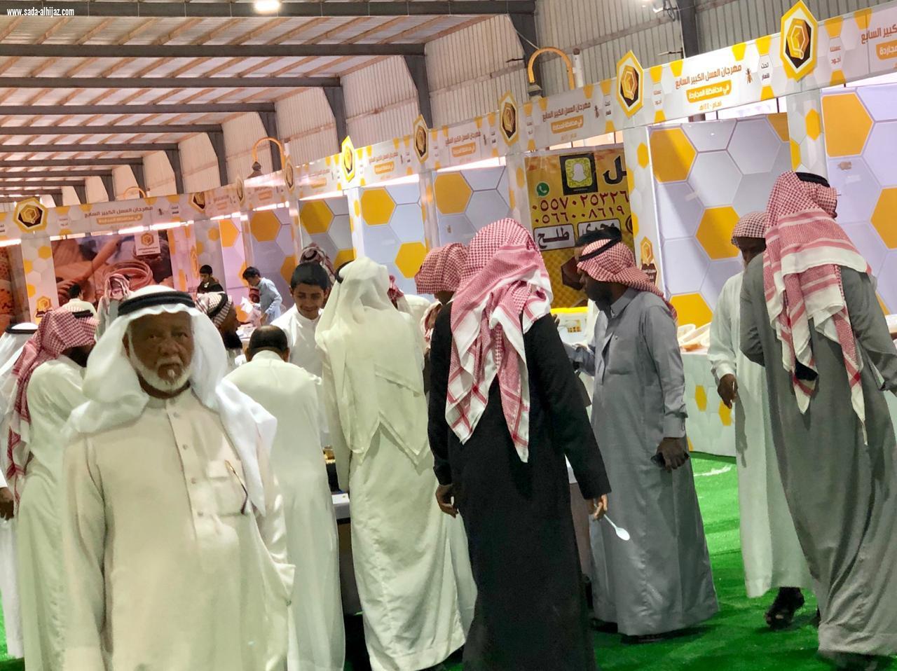 الشهري عضو شرف نادي الهلال المجاردة جاذبة للزوار والشاعر بن حاسن هنا التميز