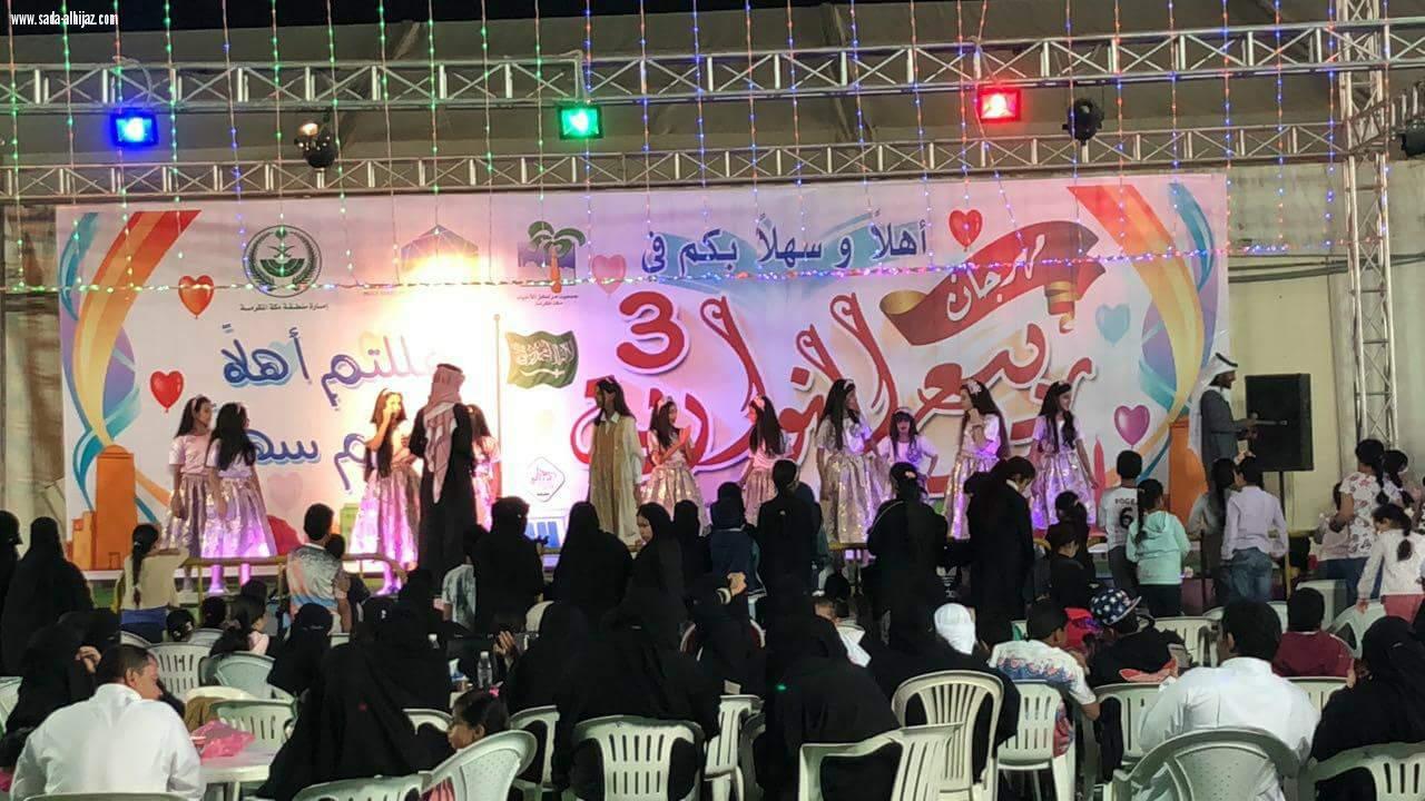 نجم قناة بداية المنشد المبدع خالد حامد على مسرح مهرجان ربيع النوارية مساء اليوم الخميس