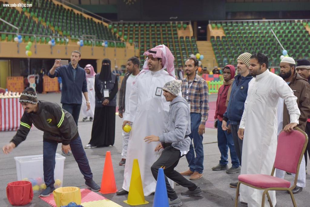 الأميرة مشاعل بنت عبدالمحسن : توصيات وشراكات مجتمعية لدعمهم وتأهيلهم قريبا انطلق برعاية أمير الشرقية ودعم هيئة الرياضة مهرجان (همم) لذوي الإعاقة وأسرهم يختتم فعالياته بالدمام أصحاب الهمم يستعرضون إنجازاتهم الوطنية أمام زوار المهرجان