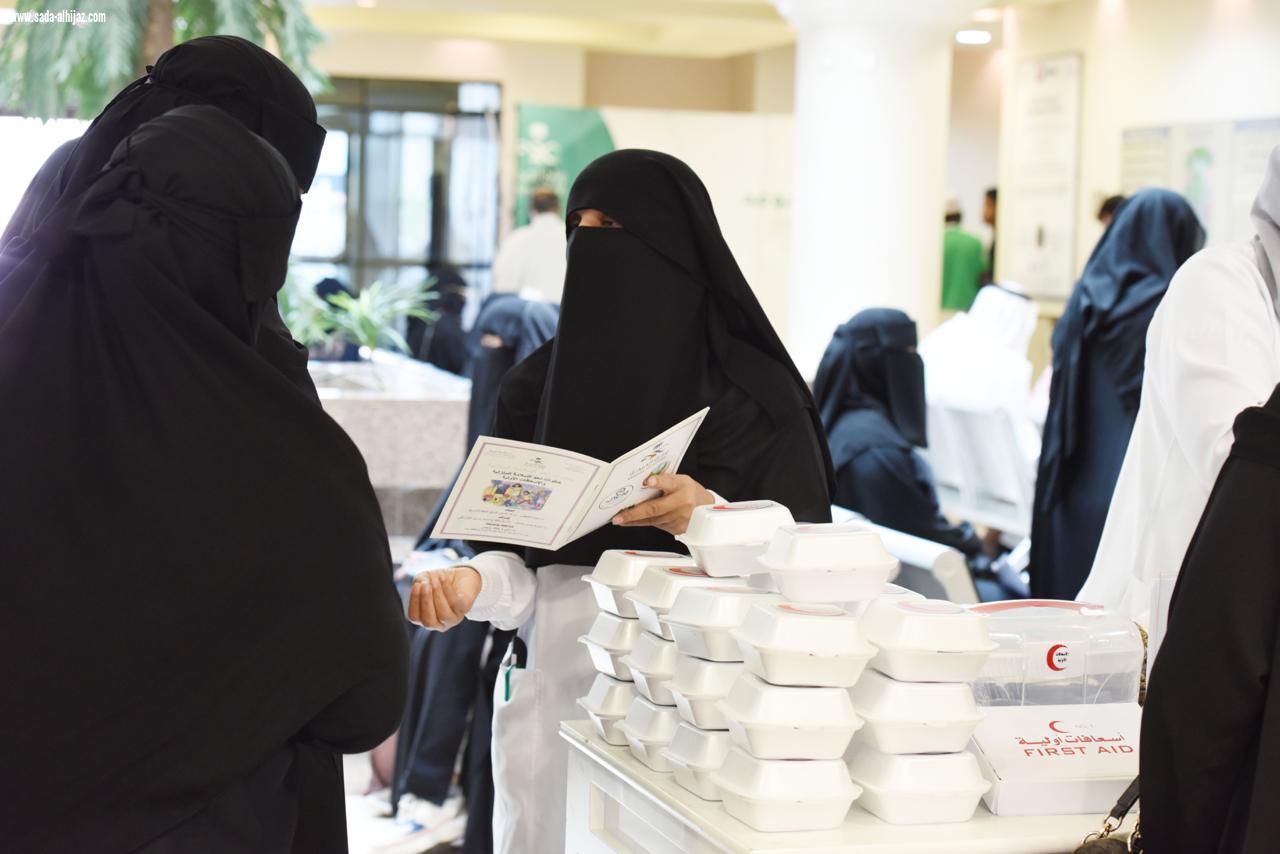 مستشفى شرق جدة تطلق فعاليات اليوم العالمي للأسعافات الأولية بتدريب مراجعيها على إنقاذ الأرواح