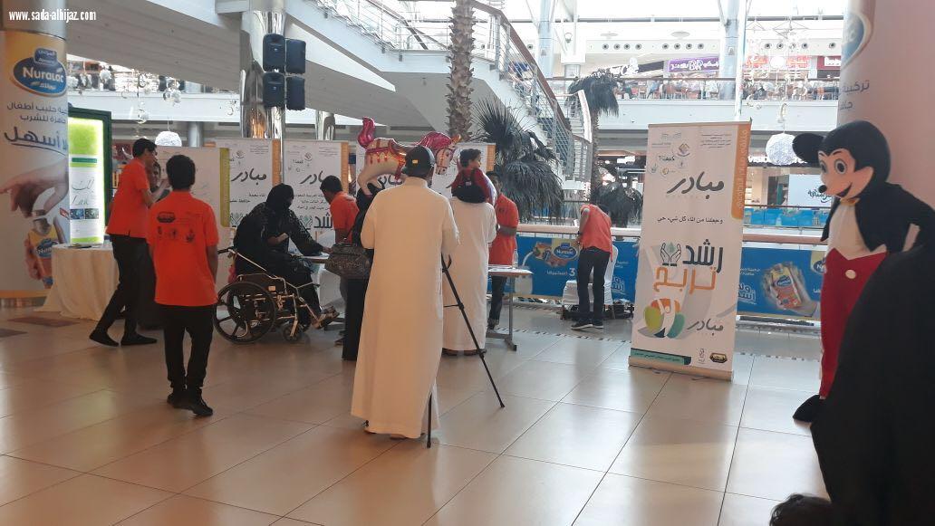 الفرق التطوعية في ملتقى مبادر تنفذ برنامجها في الميدان 