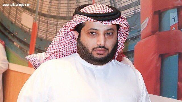 المكافآت تنهال على لاعبي الهلال 