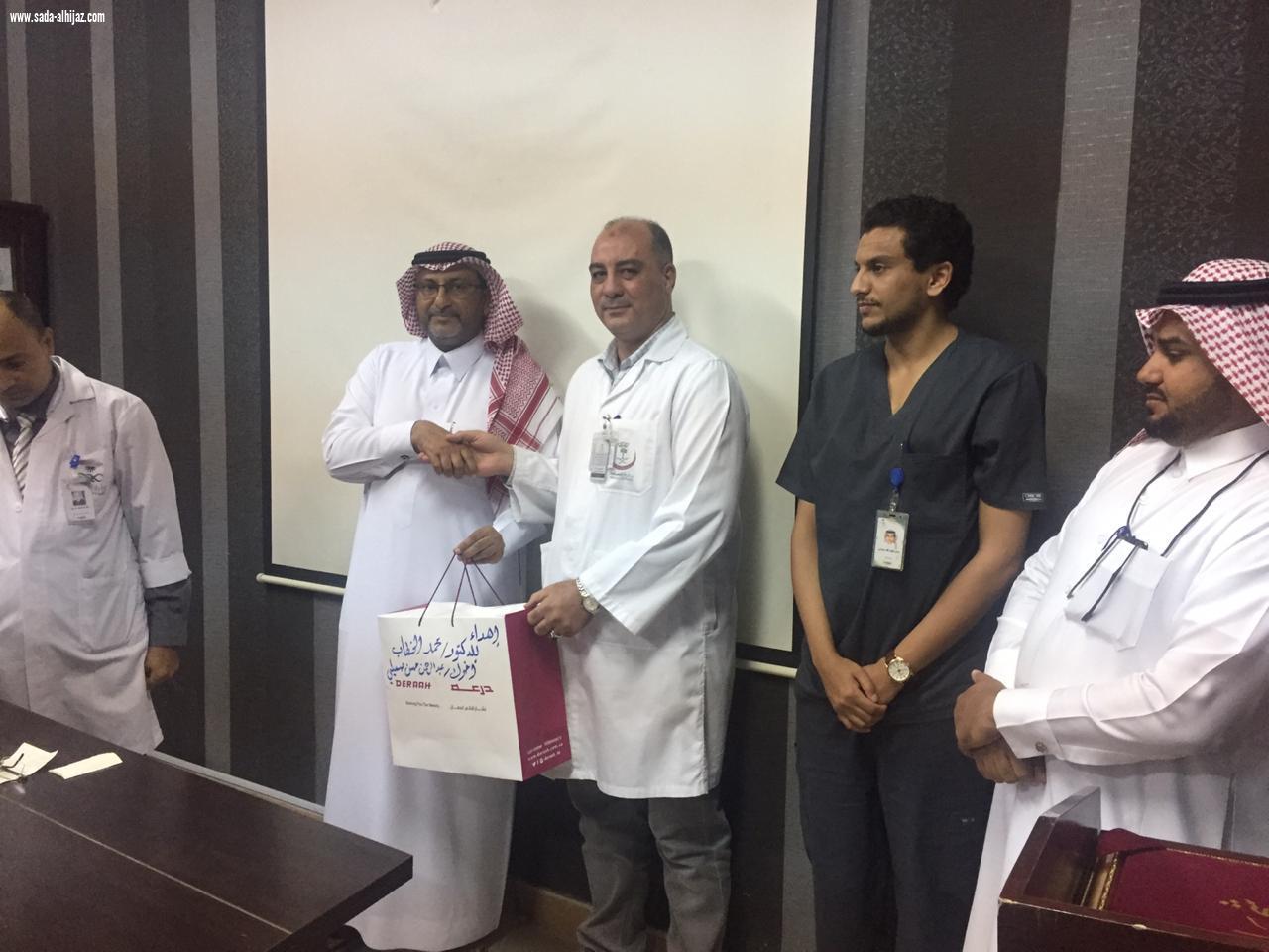 حفل تكريم و توديع الدكتور محمد خطاب بمستشفى الطوال العام