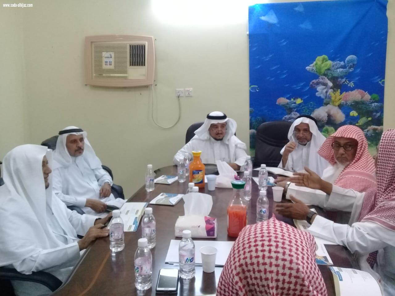 د /الناشب يترأس لجنة جائزة التميز في دورتها الرابعة بمحافظة الطوال