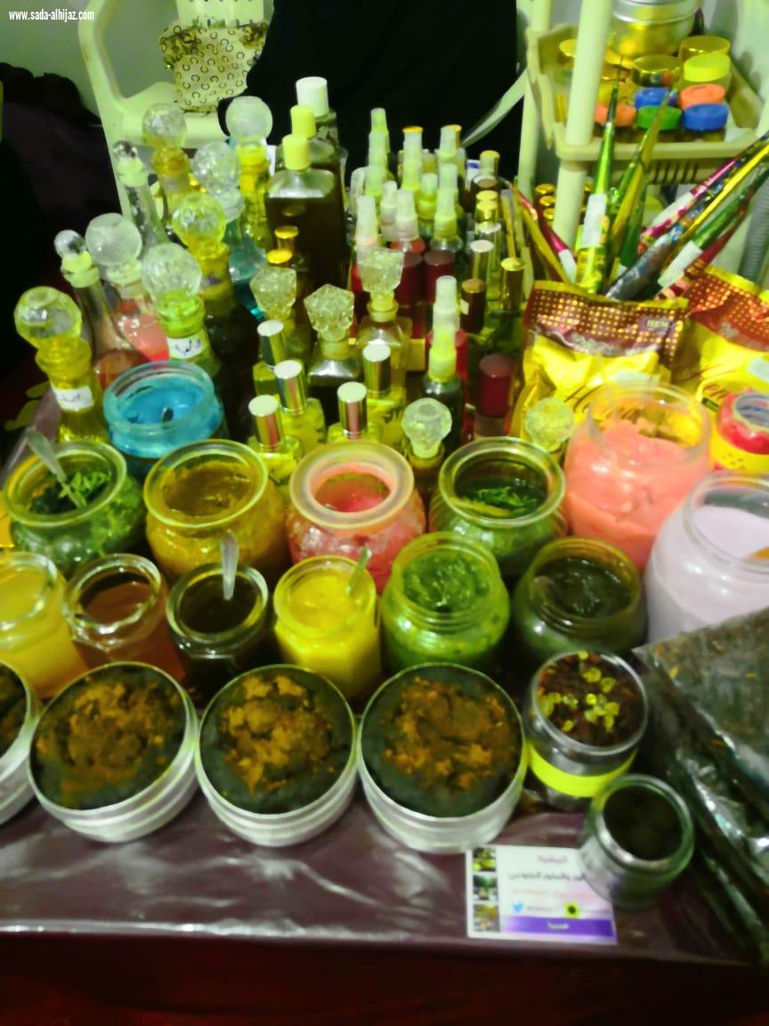 صحيفة صوت مكة تتجول في سوق الأسر المنتجة بمهرجان صبيا فن٦ 