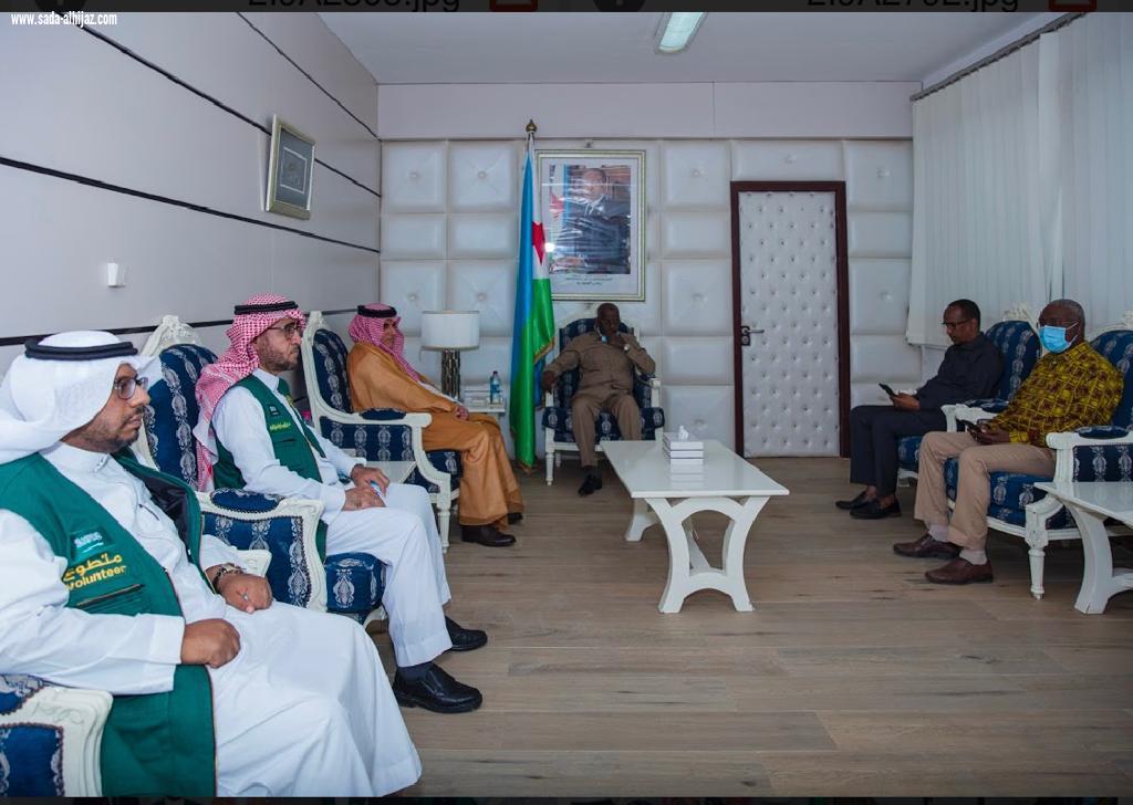 بحضور سعادة السفير السعودي .. دولة رئيس وزراء جيبوتي يلتقى وفد مركز الملك سلمان للإغاثة والأعمال الإنسانية