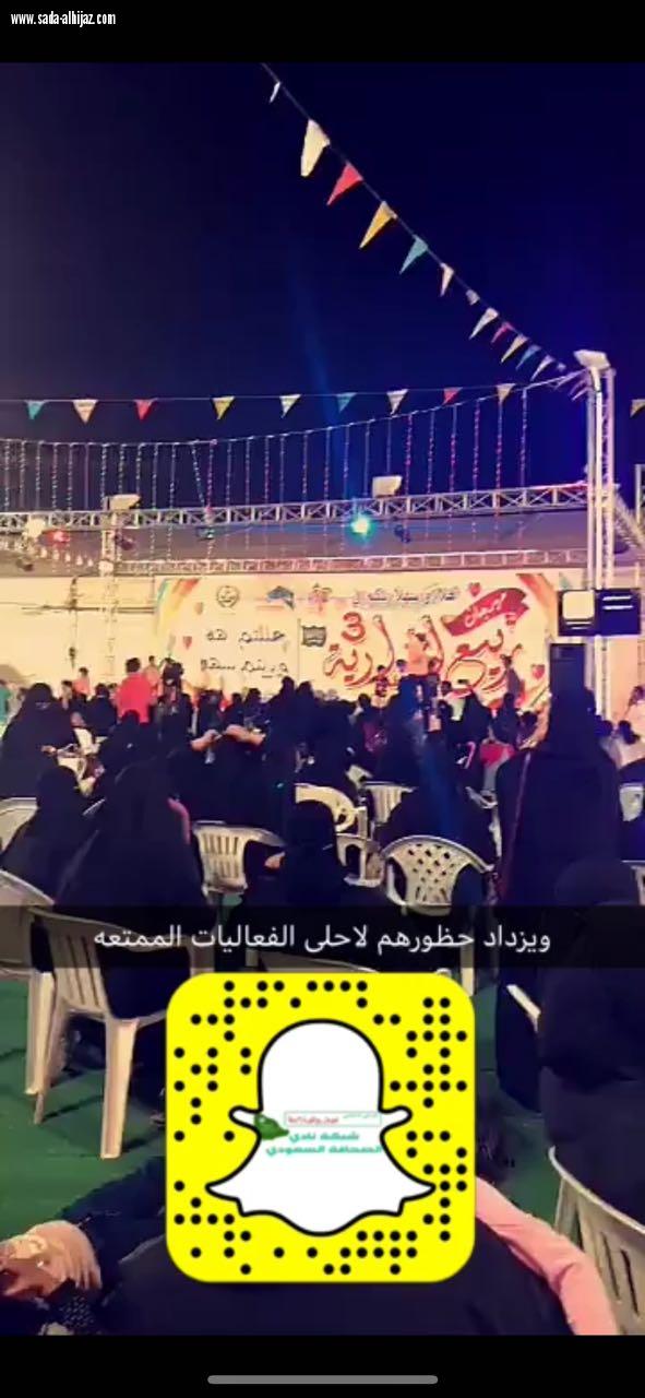 نجم قناة بداية المنشد المبدع خالد حامد على مسرح مهرجان ربيع النوارية مساء اليوم الخميس