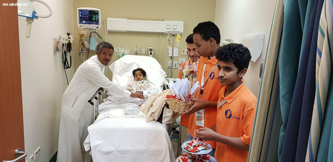 الفرق التطوعية في ملتقى مبادر تنفذ برنامجها في الميدان 