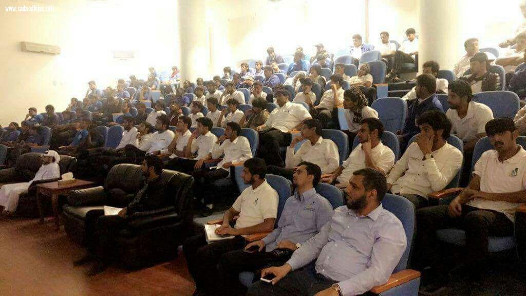 هلال الباحة يقيم محاضرة  الإسعافات الأولية بمقر الكلية التقنية