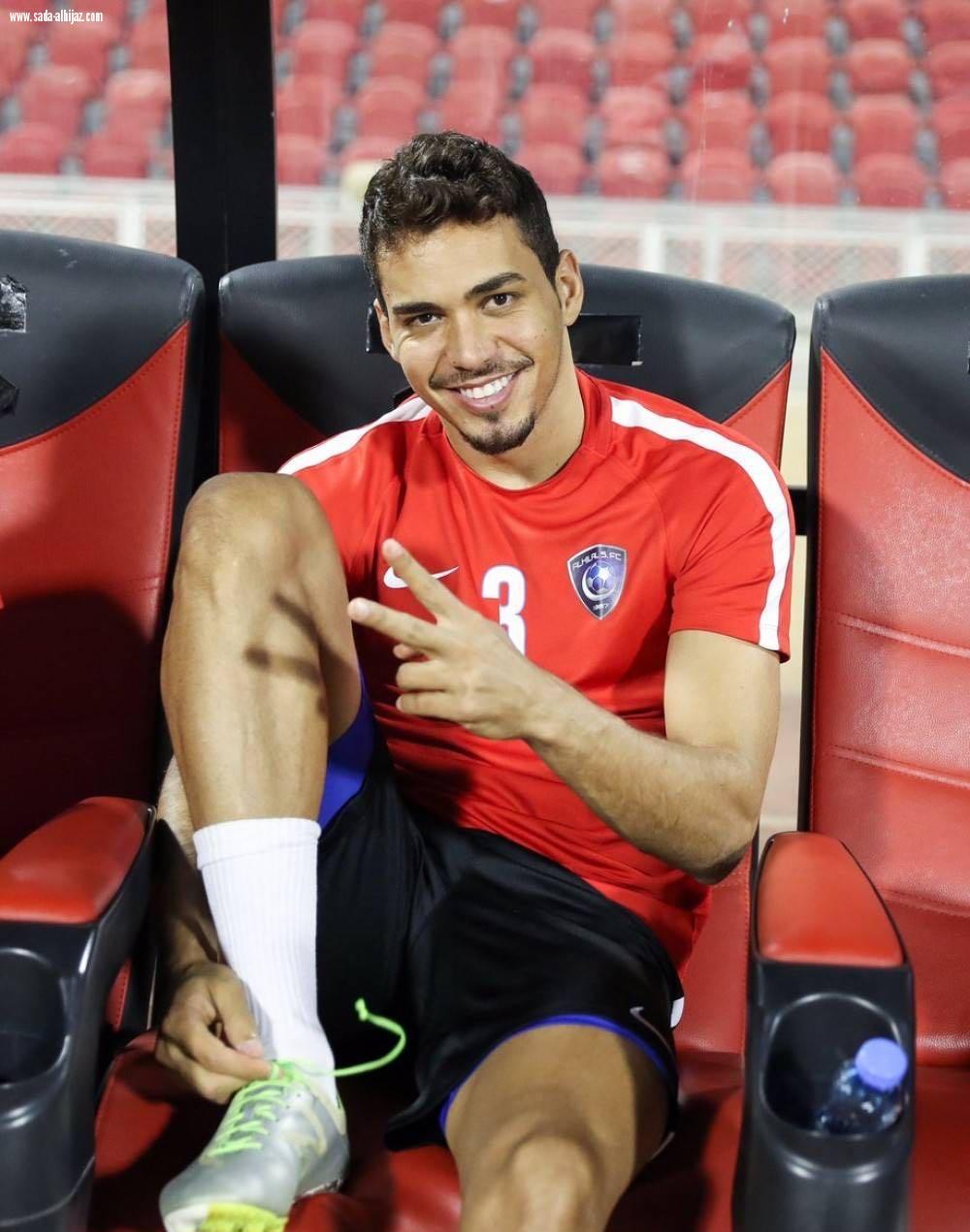 الهلال يقفل صفحة تحضيراته الميدانية لمواطهة بيروزي الإيراني غداً