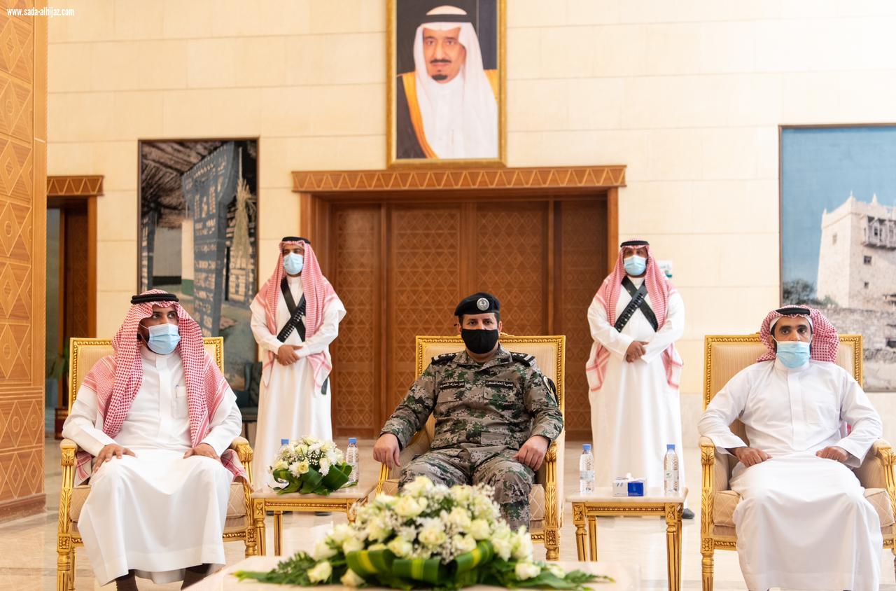 سمو أمير منطقة الباحة يدشن مبادرة لجنة رعاية السجناء والمفرج عنهم وأسرهم بالمنطقة «تراحم» تحت شعار «تراحم معهم» 