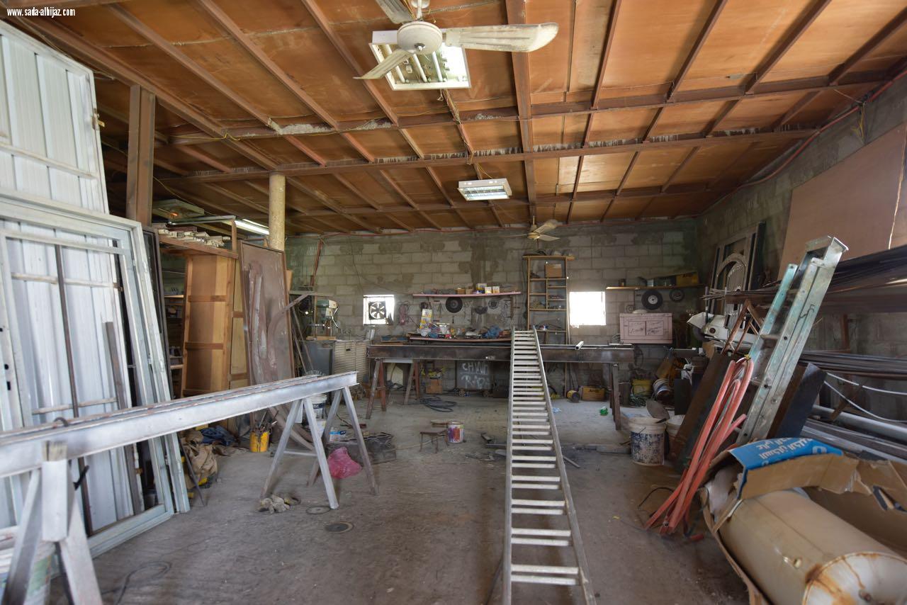 محافظ الاحساء إيقاف اي نشاط مهني مخالف