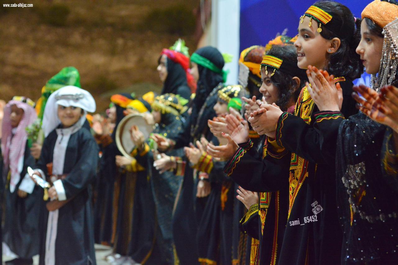 *ليلة تراثية بفراشة المندق  يجسد فيها الأحفاد تراث الأجداد*