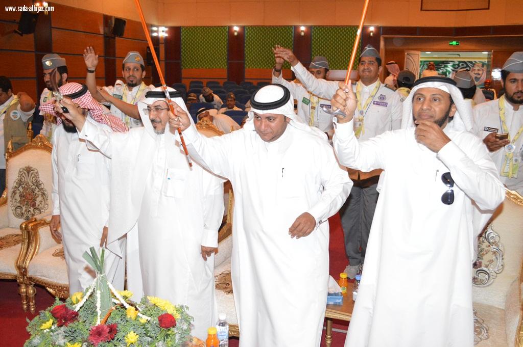 بحضور الغانمي اختتام تأسيسية محايل وآل شريم  يكرم المشاركين 