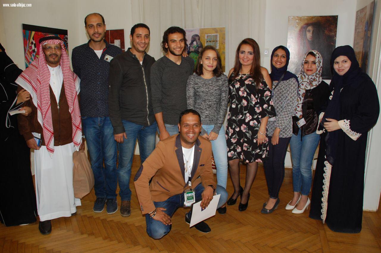 دكتور خالد سرور بحضور الدكتور عصام البزام يفتتح معرض المرأة السعودية فى المرآة بالقاهرة 