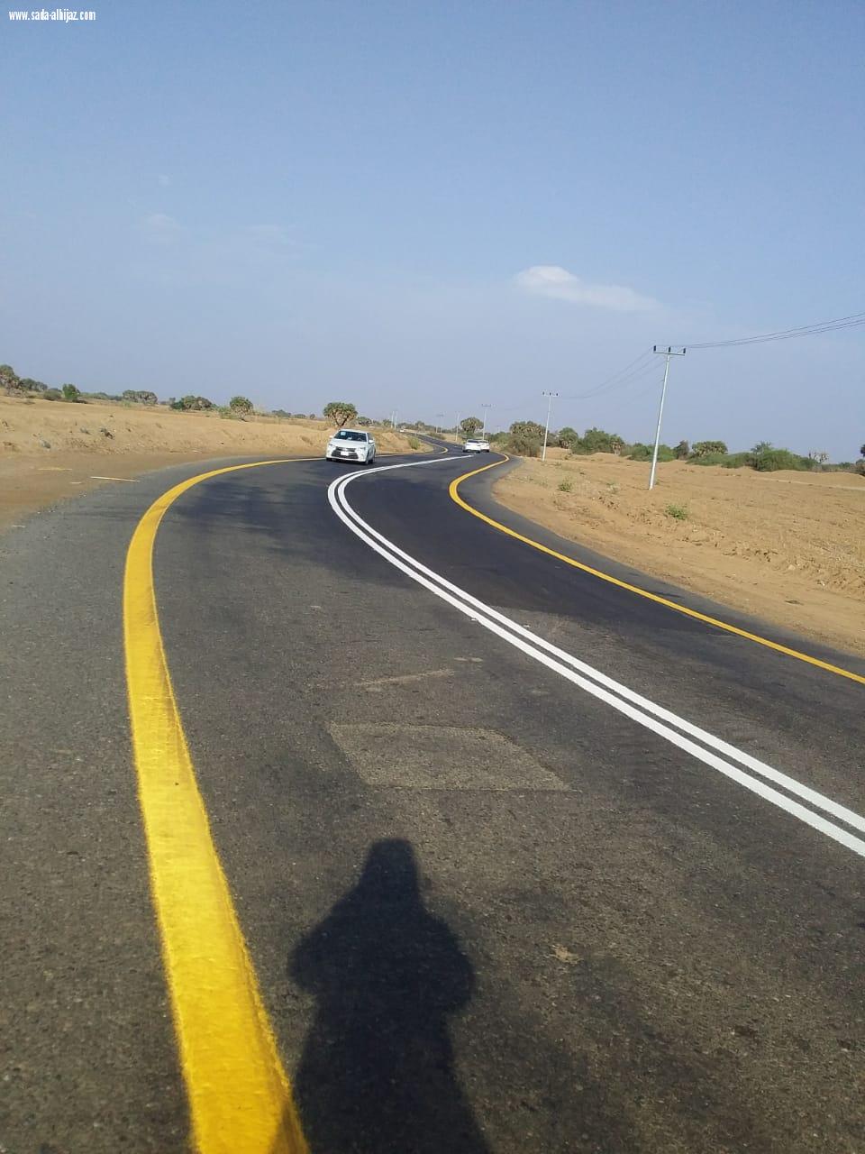 تجاوبا مع ما نشرته الشبكة المواطن جنيد الوشيلي من قرية بيش العليا يشكر إدارة النقل بجازان لإصلاحها الطريق المؤدي إلى القرية...