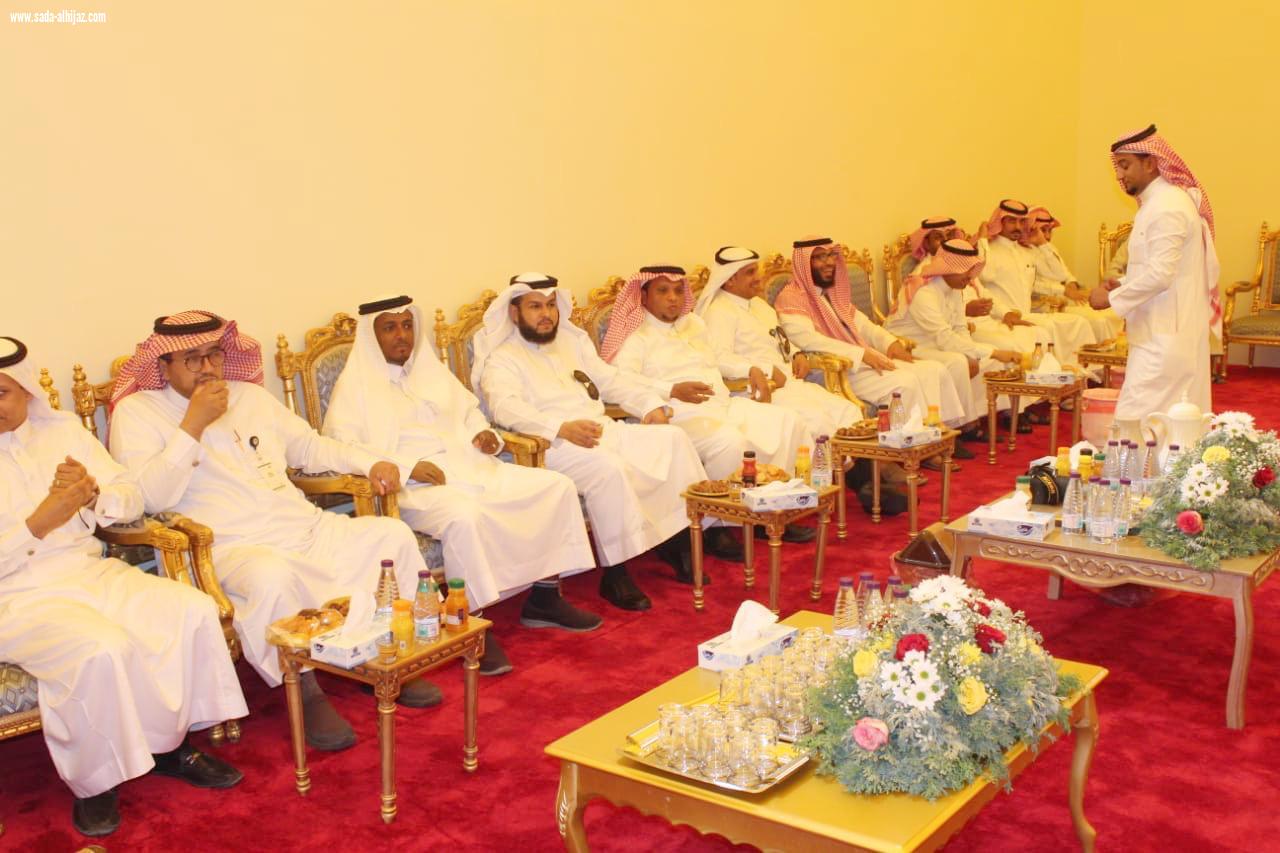 رئيس بلدية محافظة الطوال يستضيف بلدي وادي جازان 