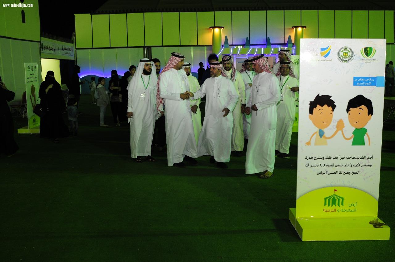 القرني ‏يتفقد مهرجان ارض المعرفه و الترفيه بجدة