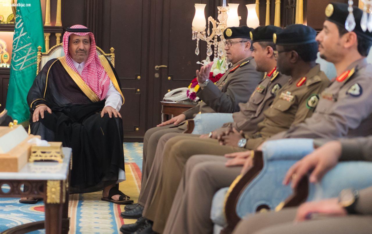 أمير الباحة يتسلم التقرير السنوي الأمني للجهات الأمنية بالمنطقة