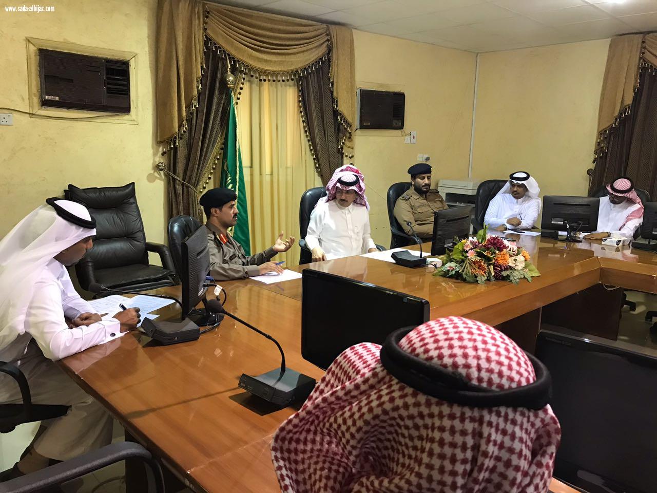 محافظ صامطة يناقش احتفالية عيد والخطة المروريةبالمحافظة