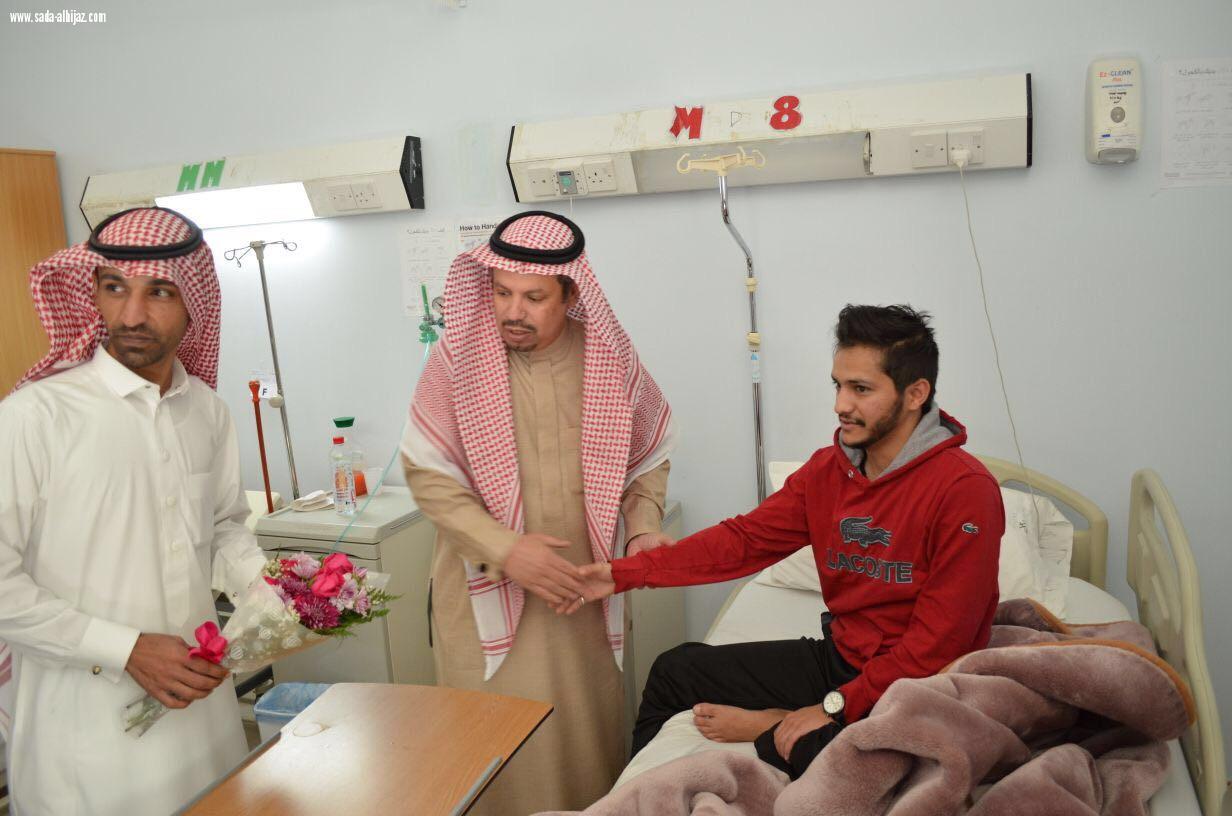 بالصور .. الفيفي والحارثي يدشنون ثمان مبادرات صحية توعوية