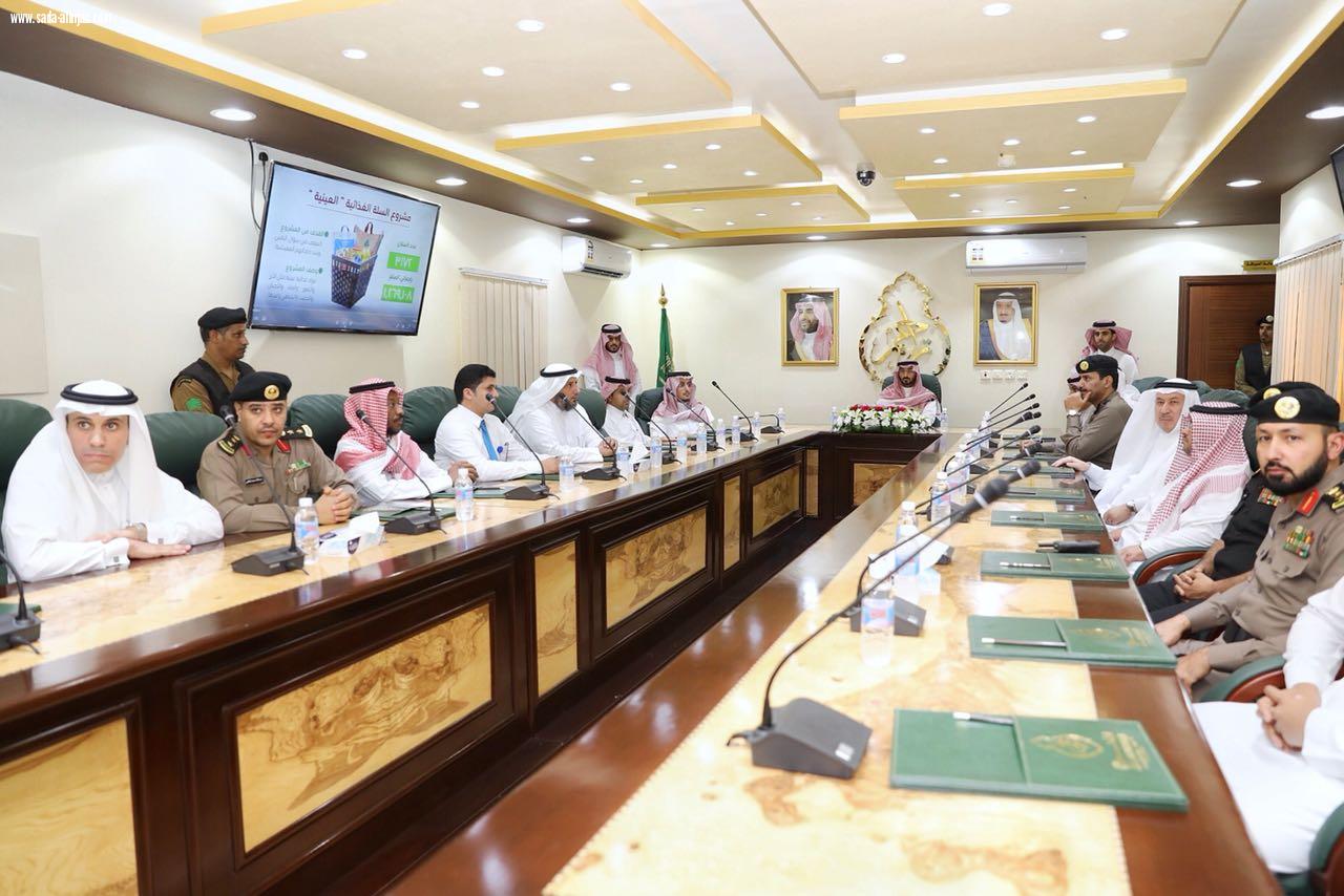 الامير عبدالله بن بندر يفتتح مقر لجنة تراحم بالعاصمة المقدسة ويدشن معرض نزلاء ونزيلات الإصلاحيات ودور رعاية الفتيات وأسر السجناء