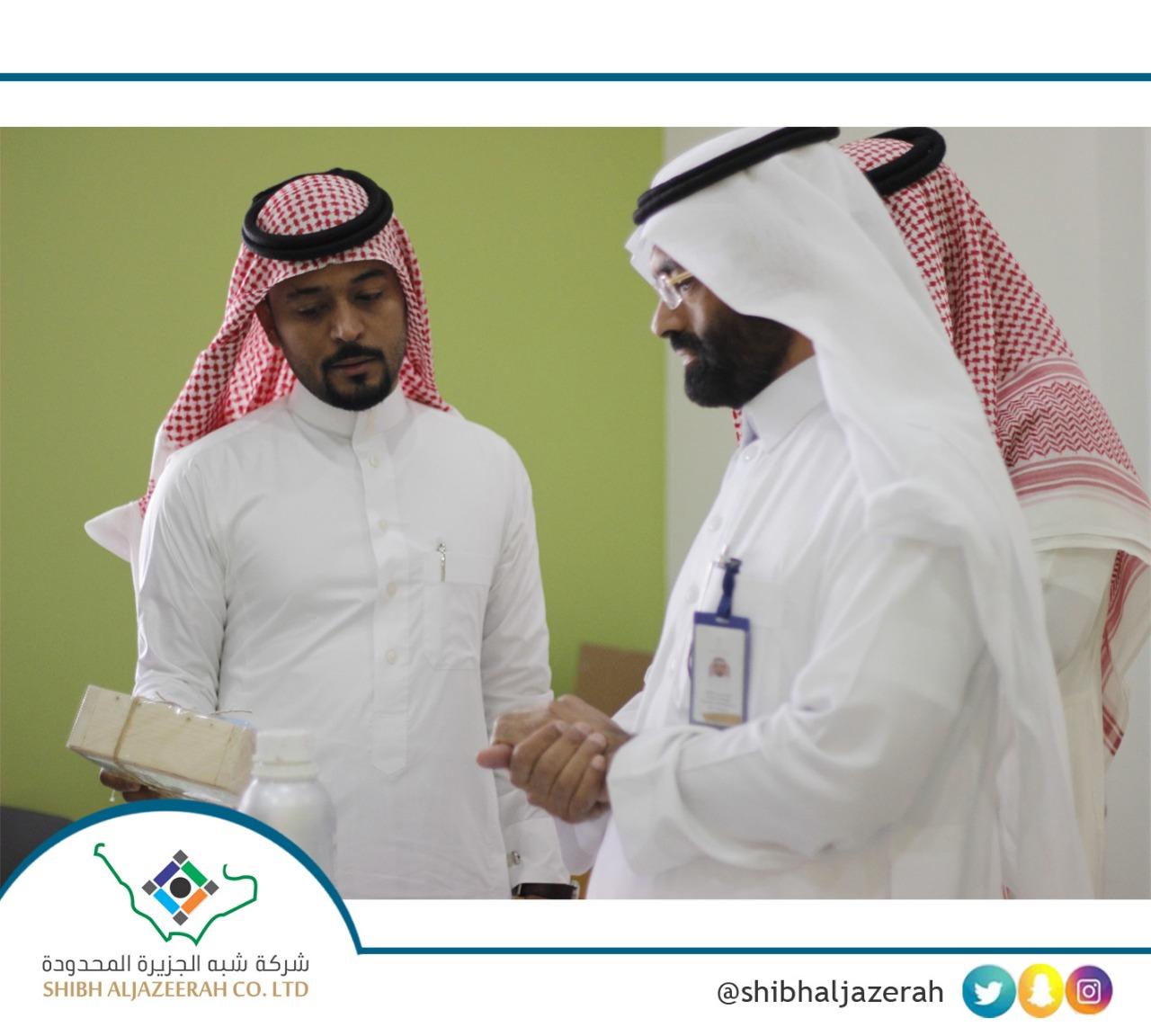 إنطلاق حرفتي إنطلاقي دعماً للتوطين والصناعات الحرفية ومدير سياحة مكة يزور معرض بأيدي مكية