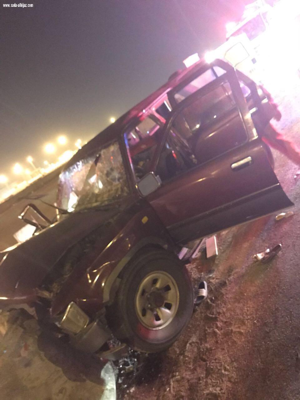 حادث مروع في جدة على عائلة من المعتمرين  يسفر عن إصابات خطيرة وهلال جدة متواجد