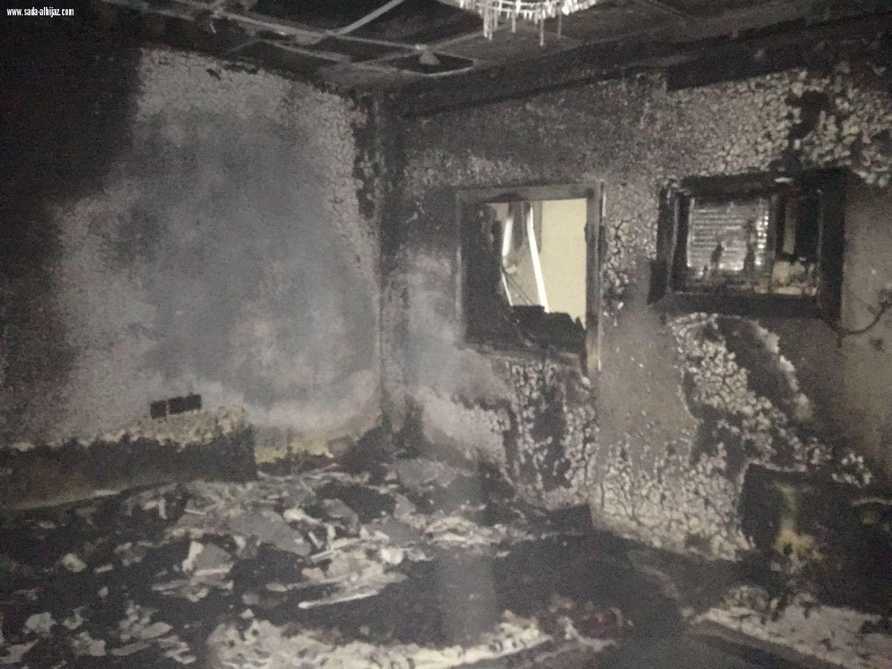 مدني المدينة يخمد حريق في منزل شعبي بحي الدويخلة.